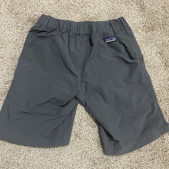 Patagonia Kids Boys Girls Gray Hiking Shorts Size 7–8 S Quick Dry Outdoor Nylon - Picture 2 of 9